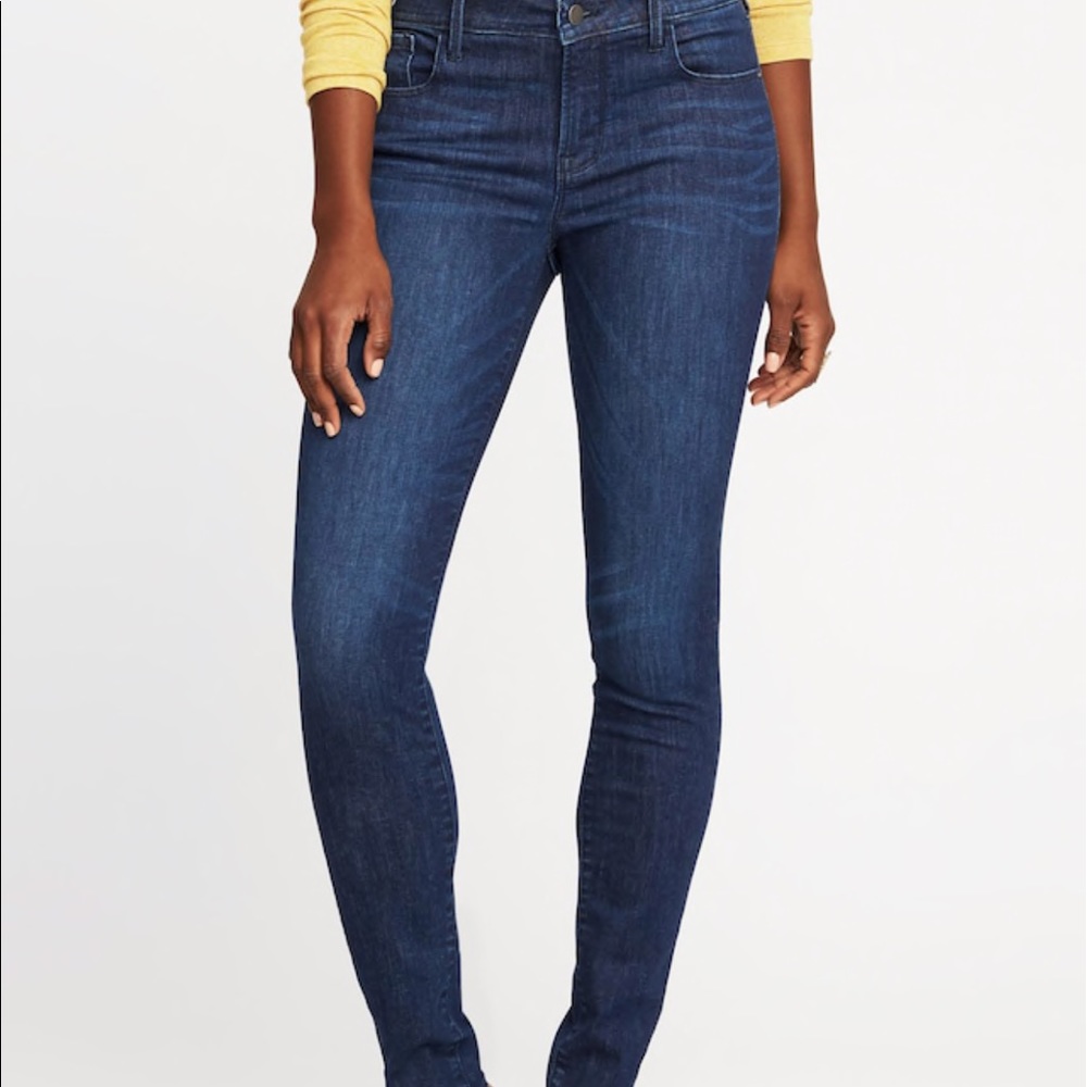 Old Navy Rockstar Built-In Sculpt Jeans
